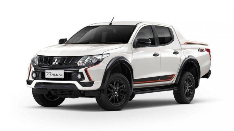  Mitsubishi Triton Athlete 2017 года  (фото 1 из 1)
